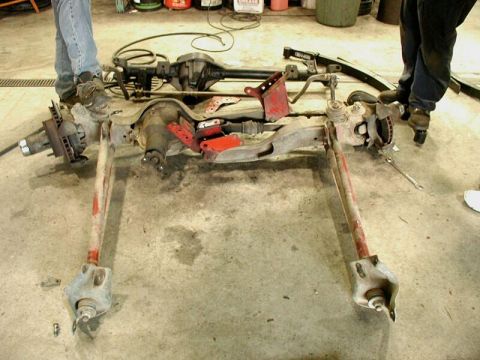 1985 Ford Bronco - No wonder they call it the 'chicken wing' suspension.