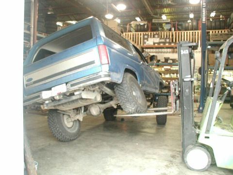 1985 Ford Bronco - Again, the rear is fine.