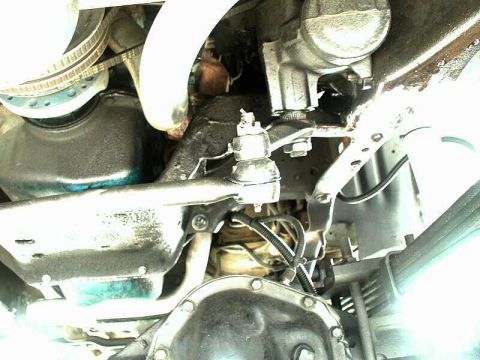 1985 Ford Bronco - Pitman arm and draglink.