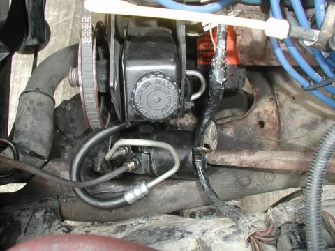 1985 Ford Bronco - I used the van pressure hose, but re-shaped it to my liking.