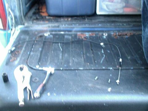 1985 Ford Bronco - Close up of the cable (best one I could get)