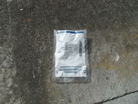 1985 Ford Bronco - The replacement actuator. Ford #E9TZ-3E715-B. Help (aka Motormite) also sells these, #83280.