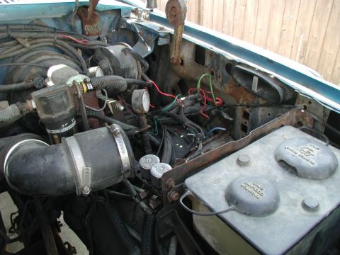 1985 Ford Bronco - Auxillary fuse box removed.