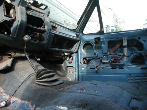 1985 Ford Bronco - Spent a few hours today pulling wiring, and removed the cluster, center console, cruise control and auxillary fuse block.