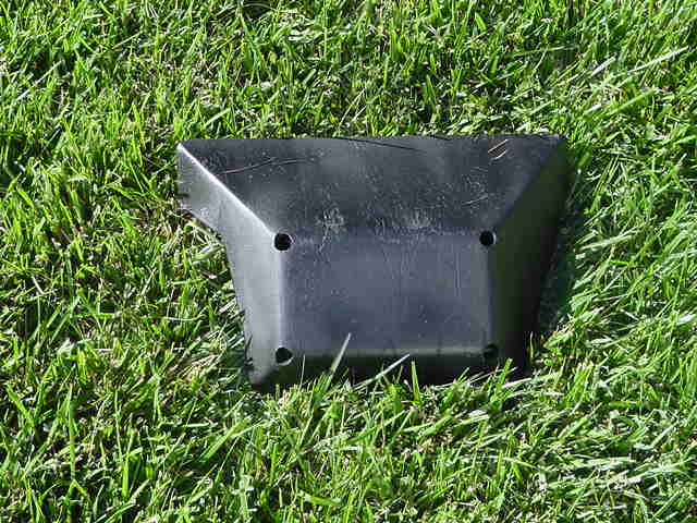 Here some pictures of a TTB Dana44 skid plate that I found on the interenet many years ago. Apparently it was a production item at one time.