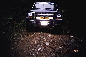 1985 Ford Bronco - We stopped for something on the way down (not sure what), so I took a couple pics of myself.