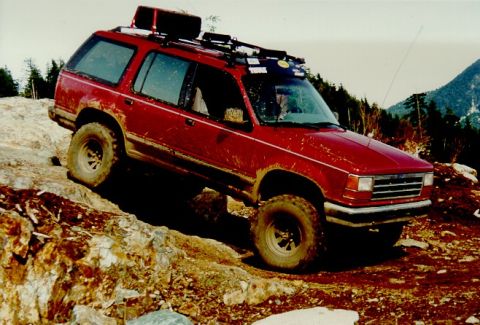 1985 Ford Bronco - Dale coming down from the look out.