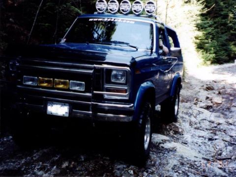 1985 Ford Bronco - But I make it look easy. :-)