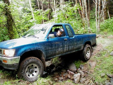 1985 Ford Bronco - Easy does it.