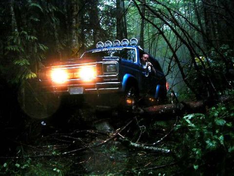 1985 Ford Bronco - My turn. I was worried about copying John. The log was pretty slippery, and I had the widest wheelbase.