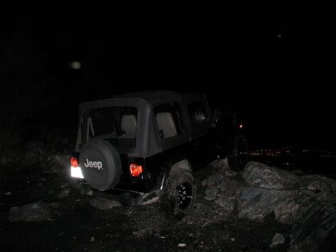 1985 Ford Bronco - Ed driving up the edge of the look out.