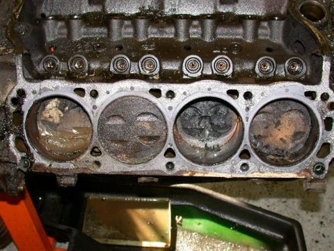 1985 Ford Bronco - Right bank. At least the mud is only in one cylinder.