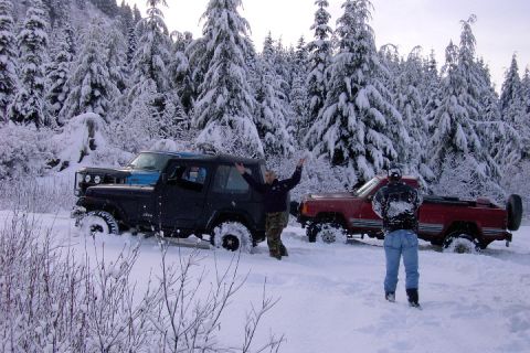 1985 Ford Bronco - Ed showing us his snow dance.