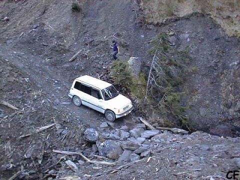 1985 Ford Bronco - Across the washout.