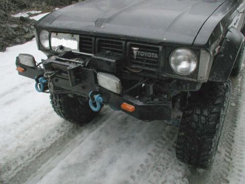 1985 Ford Bronco - Doug gave Kristian a tug and bent Kristian's front bumper.