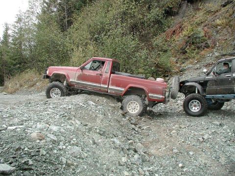 1985 Ford Bronco - Doug got hi-centered trying to go straight over.