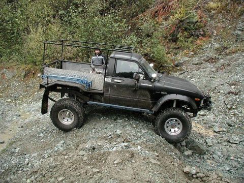 1985 Ford Bronco - Kristian goes back in for more.
