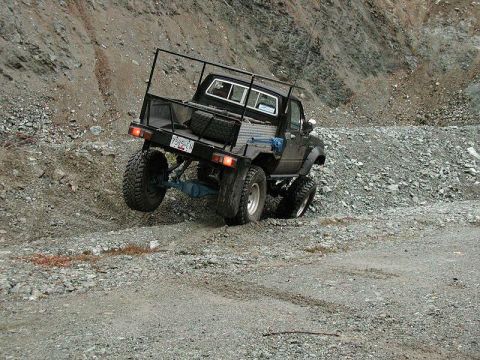 1985 Ford Bronco - Kristian playing around.