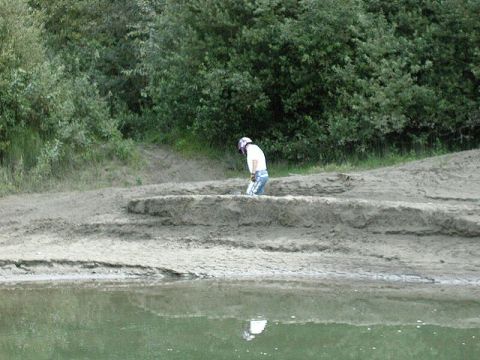 1985 Ford Bronco - Yasu gets his quad stuck.