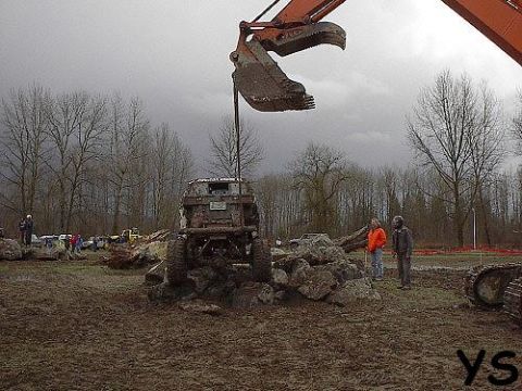 1985 Ford Bronco - This thing makes the job look easy.