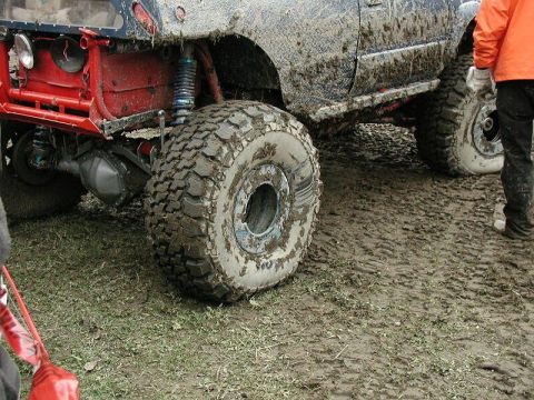 1985 Ford Bronco - Close up of the Dirt Grip's.