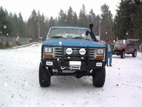 1985 Ford Bronco - Ready to hit the trail.
