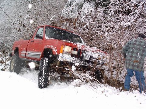 1985 Ford Bronco - Doug's efforts not to plow into me after I did a 180 on black ice.