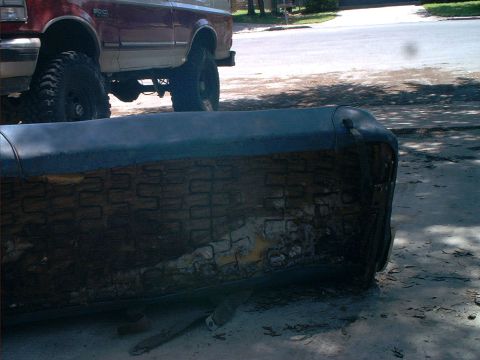 1971 Ford Bronco - Driver side under side.