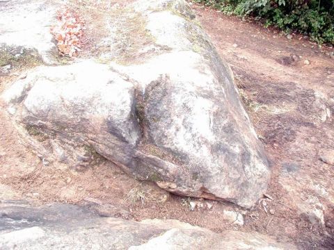 1985 Ford Bronco - This rock is not my friend.