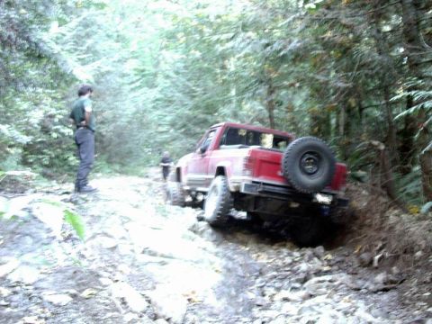 1985 Ford Bronco - No problems, although that is the easy way.