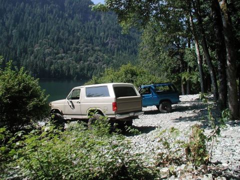 1985 Ford Bronco - Davis Lake cont'd.....