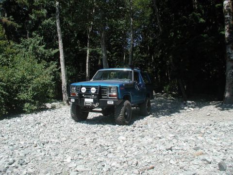 1985 Ford Bronco - Davis Lake cont'd.....