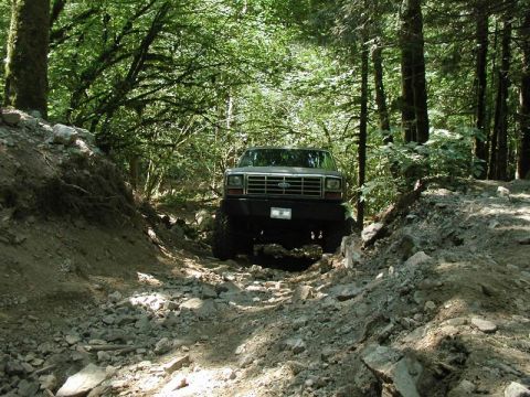1985 Ford Bronco - Coming out of Davis Lake cont'd.....