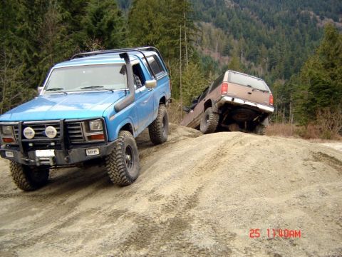 1985 Ford Bronco - Playing on a pile of gravel at the Cogburn Creek FSR junction.