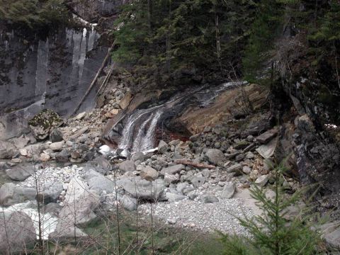 1985 Ford Bronco - Neat little waterfall.