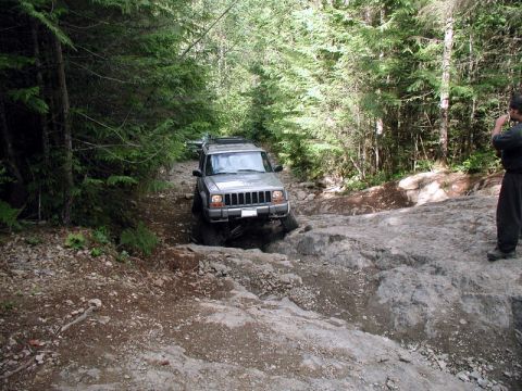 1985 Ford Bronco - The V-rock.