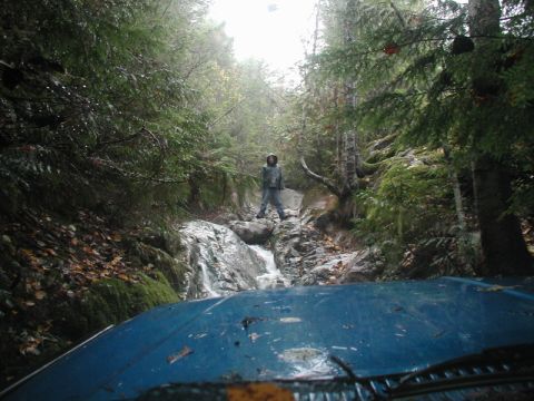 1985 Ford Bronco - The climb into the trench.