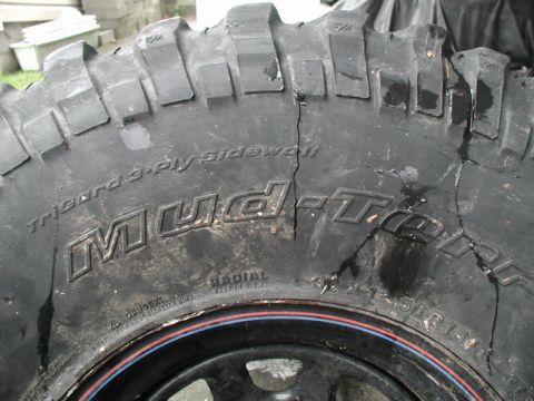 1985 Ford Bronco - After turning around and heading down the waterfall, I heard a large rush of air.