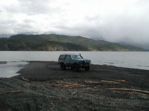 1985 Ford Bronco - Poser time.