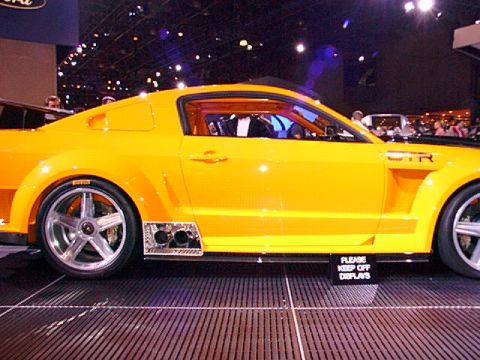 2005 Ford Mustang - GT-R right center