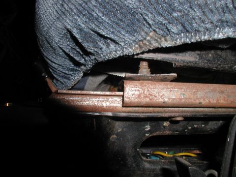 1985 Ford Bronco - The front seat mount broke on the way our of HaleCreek.