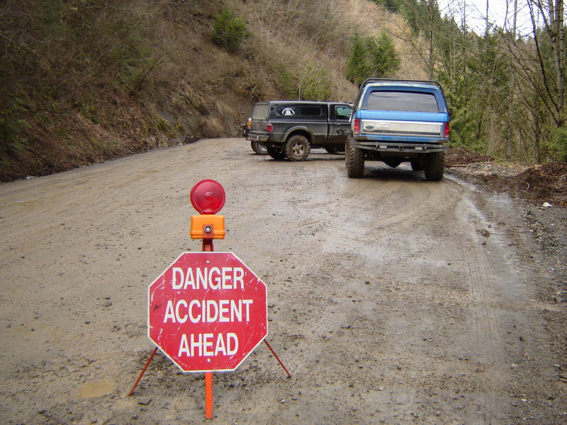 A ways up the main road, a recovery crew had it blocked.