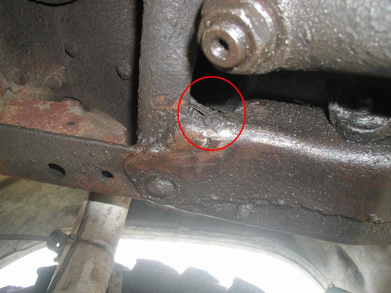 Steering arm stud broke.