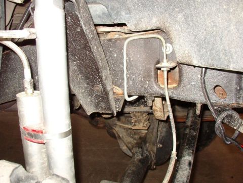1985 Ford Bronco - It tore the bottom of the frame.