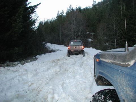 1985 Ford Bronco - The snow wasn't that deep but it was slick. It was now 7pm, and we figured that we were done for the day.