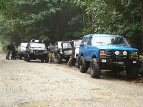 1985 Ford Bronco - Airing down.