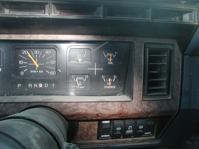We were talking engine temperature over the weekend, as we both thought we were going to over-heat on some of the climbs, so I took a picture of where my temperature guage normally is. We stopped in Hope for some dinner, then made for home after this 1050 kilometer (630 mile) trip. We all had a good time, and saw some beautiful BC scenery. I look forward to doing a trip like this again!
