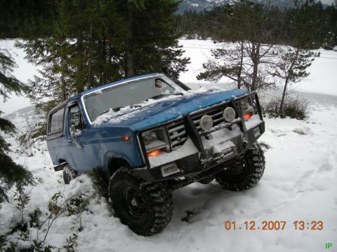 1985 Ford Bronco photo