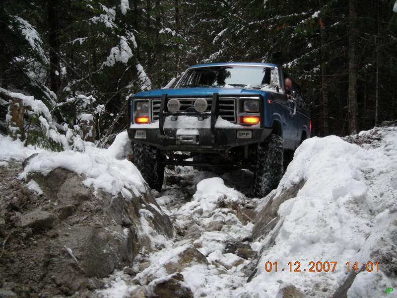 No matter what line I took, my rear kept getting sucked to the left. Between the icy rocks and my short wheelbase, I got put in my place.