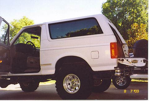 1994 Ford Bronco photo